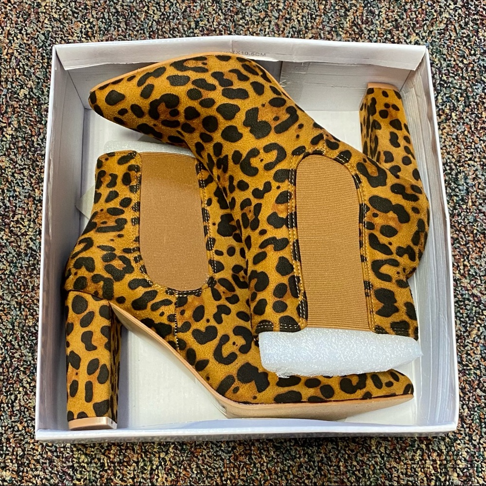 Leopard Booties - Picture 5 of 6